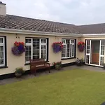 Atlantic House Bed & Breakfast 3*