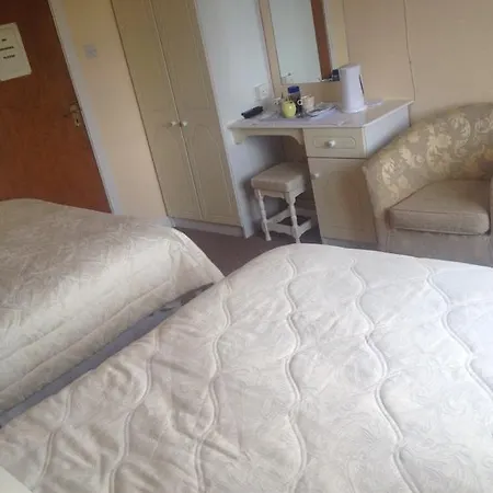 Atlantic House 3*