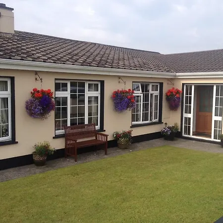 Atlantic House Bed & Breakfast 3*